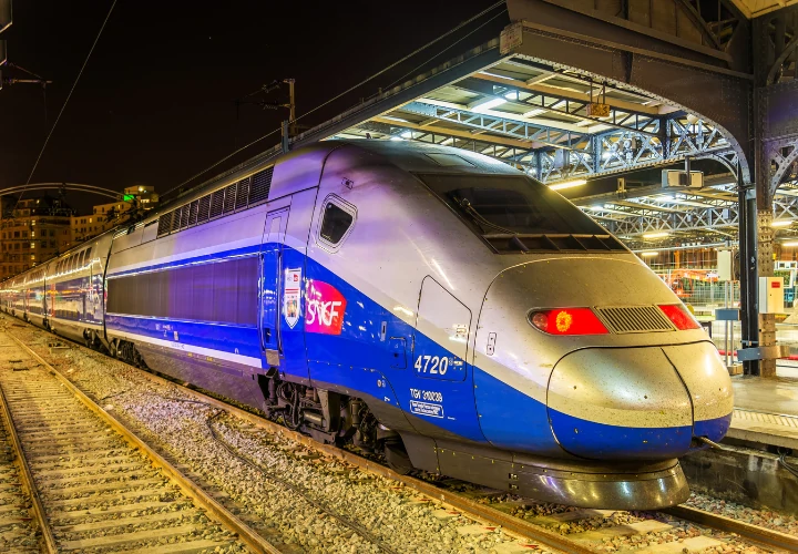 Taxi Orly vers gares et connexions ferroviaires